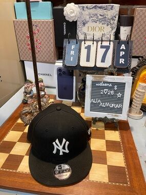 New Era 9Fifty Cap SnapBack Black